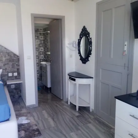 Aparthotel Koursaros Naousa (Paros)